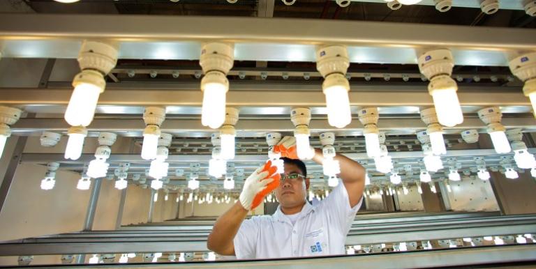 Amid a looming energy gap resulting from increasing demand for energy, power consumers in the Philippines are burdened with one of the most expensive electricity rates in Asia, if not the world.  Photo credit: ADB 2010.
