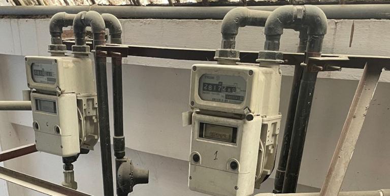 Smart prepaid gas meters help customers monitor their gas consumption and expenditure. Photo credit: ADB.