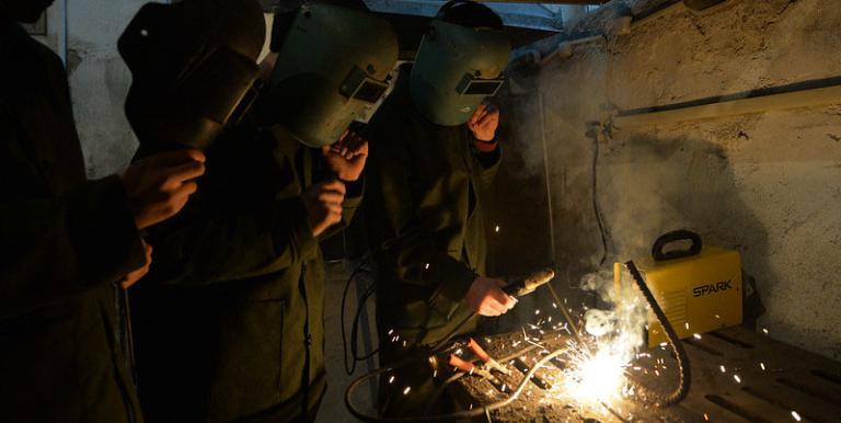 Current trends suggest a continued demand for middle-skilled and skilled TVET graduates to support growth sectors of the Philippine economy. Photo credit: ADB. 