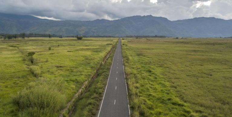 Foresight-driven planning supports low-carbon, resilient transport development. Photo credit: ADB.