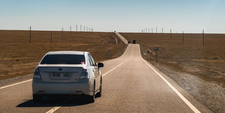 Traveling into opposing traffic lanes often leads to head-on crashes on highways. Photo credit: ADB.