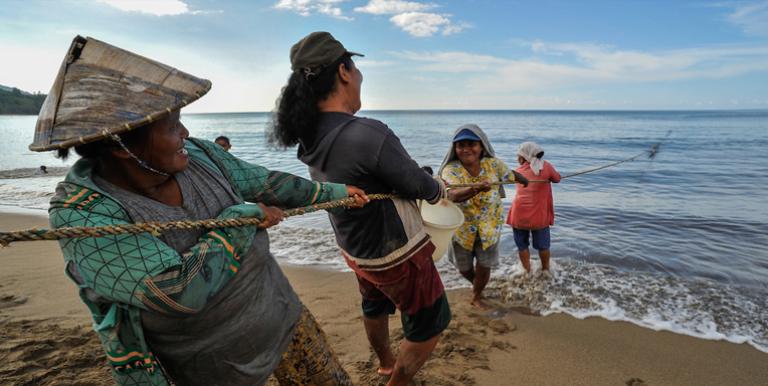 Destruction of ocean ecosystems can result in less catch. Photo credit: ADB.