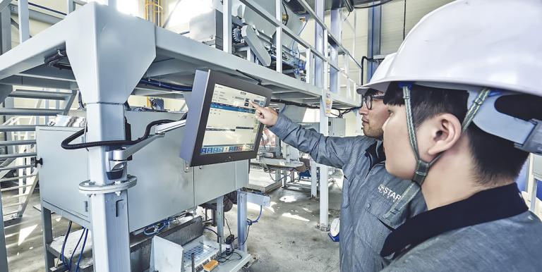 One of the best practice case studies that came out of the Republic of Korea's technology-based lending approach is an innovative deicer system that uses starfish extracts. Photo credit: STAR's TECH. 