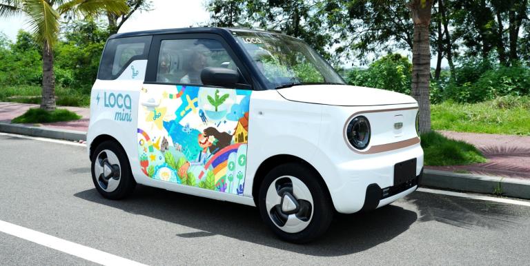 LOCA, a Vientiane-based transport tech firm, is the Lao PDR’s first and largest EV ride-hailing platform. Photo credit: LOCA. 