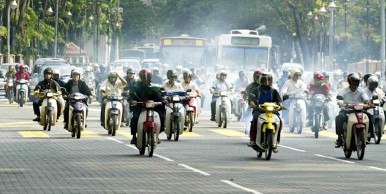 Motorcycle traffic in Kuala Lumpur, Malaysia. App-based motorcycle taxi services are one aspect of Southeast Asia’s digital transformation. Photo credit: ADB.