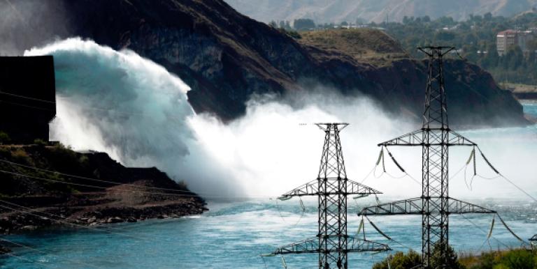 Enabling frequency regulation reserve procurement across borders in Central Asia could reduce reliance on expensive thermal power plants and increase the utilization of cheaper hydropower plants. Photo credit: ADB. 