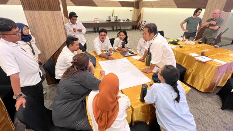 A water-sensitive approach integrates water management into all aspects of urban design. Photo credit: ADB. 