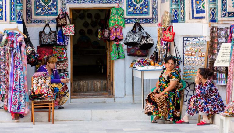 Better facilitation of cross-border trade and investment can generate significant economic gains for CAREC countries. Photo credit: ADB.