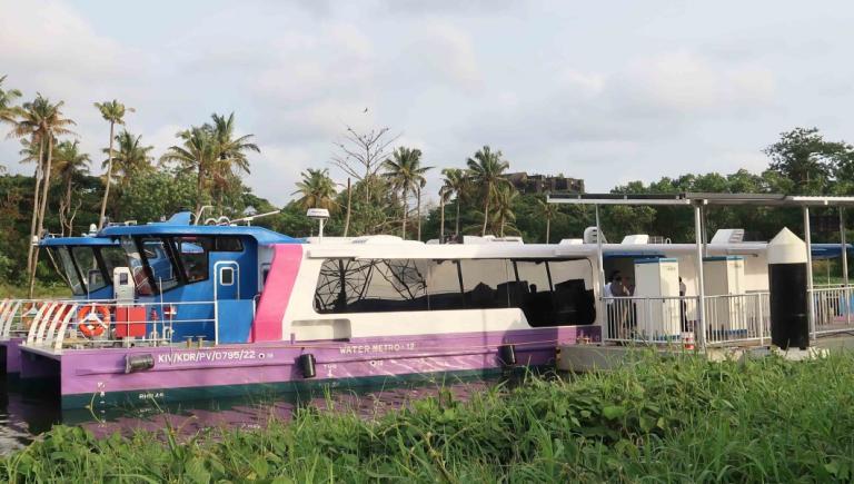 With its fleet of 78 electric hybrid boats, the Kochi Water Metro is expected to revolutionize commuting in the city, providing island residents with a fast, integrated, and environmentally friendly alternative to road-based transport. Photo credit: Cities Development Initiative for Asia.